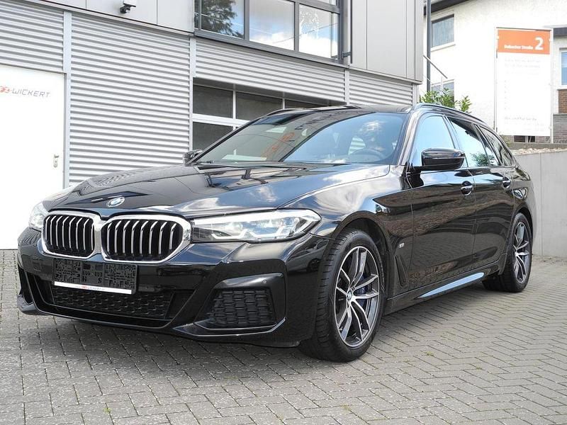 Schwarz Gebraucht 2020 BMW 530 M Sport Limousine | 28.900 € (Fairer Preis) - Bild 1/4