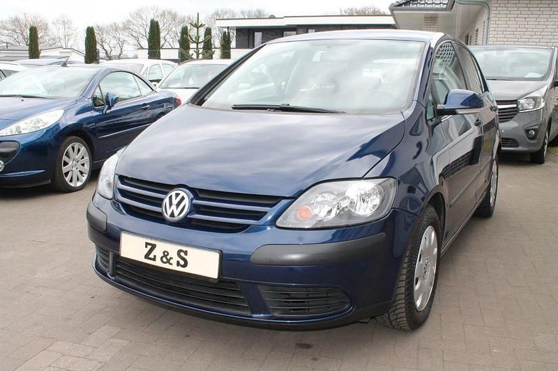 Gebraucht VW Golf V Trendline 116 PS (85 kW) 2005 Blau Limousine
