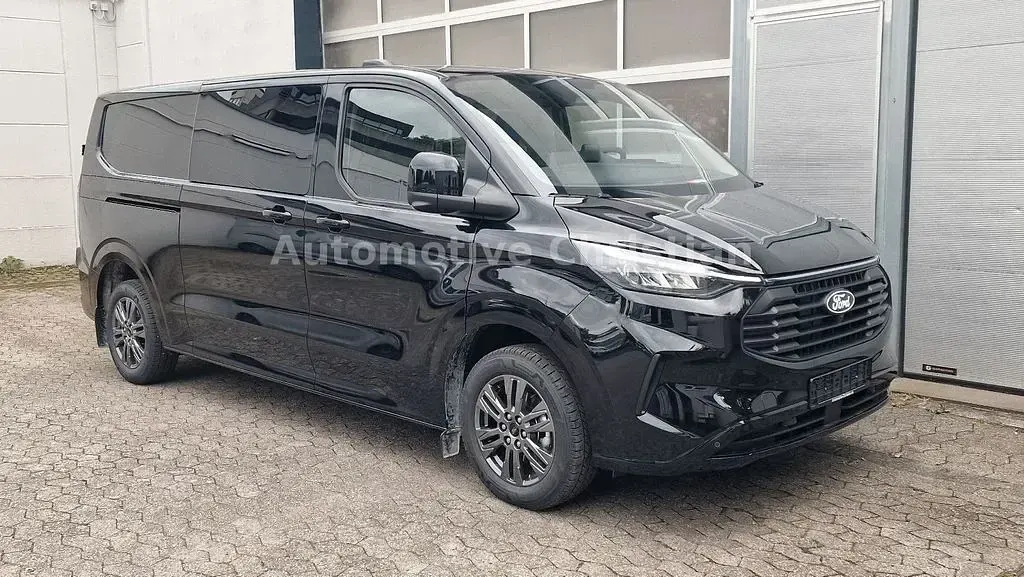 Neu Ford Transit Custom Limited 170 PS (125 kW) 2026 Schwarz Van / Kleinbus
