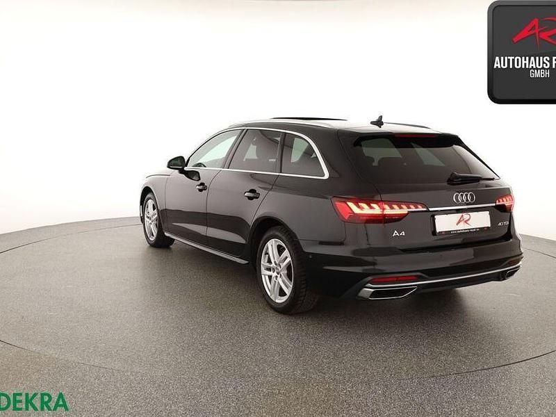 Gebraucht Audi A4 Advanced 204 PS (150 kW) 2022 Brillantschwarz Kombi