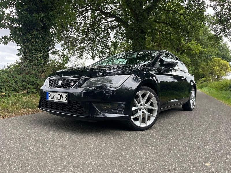 Schwarz Gebraucht 2013 Seat Leon SC FR Kleinwagen | 6.500 € (Fairer Preis) - Bild 1/4