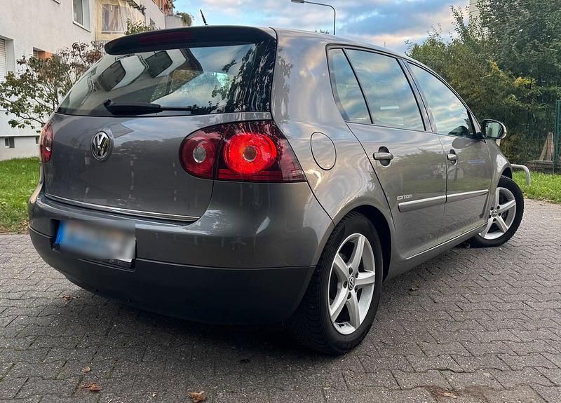 Gebraucht VW Golf VI 140 PS (102 kW) 2008 Silber Kleinwagen