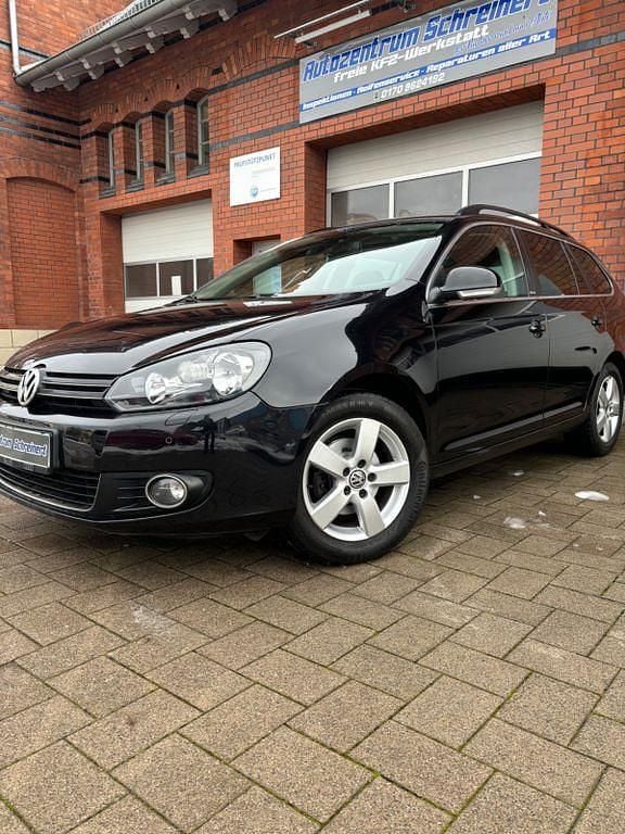 Schwarz Gebraucht 2011 VW Golf VI Style Kleinwagen | 6.500 € (Etwas zu teuer) - Bild 1/4