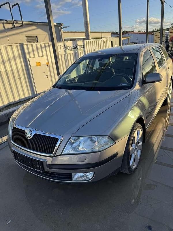Gold Gebraucht 2006 Skoda Octavia Ambiente Kombi | 2.500 € (Fairer Preis) - Bild 1/4