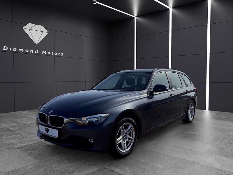 Gebraucht BMW 320 184 PS (135 kW) 2013 Grau Kombi