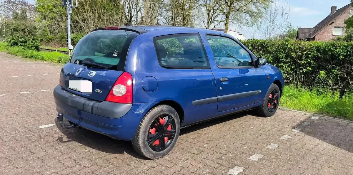 Gebraucht Renault Clio 58 PS (42 kW) 2002 Limousine
