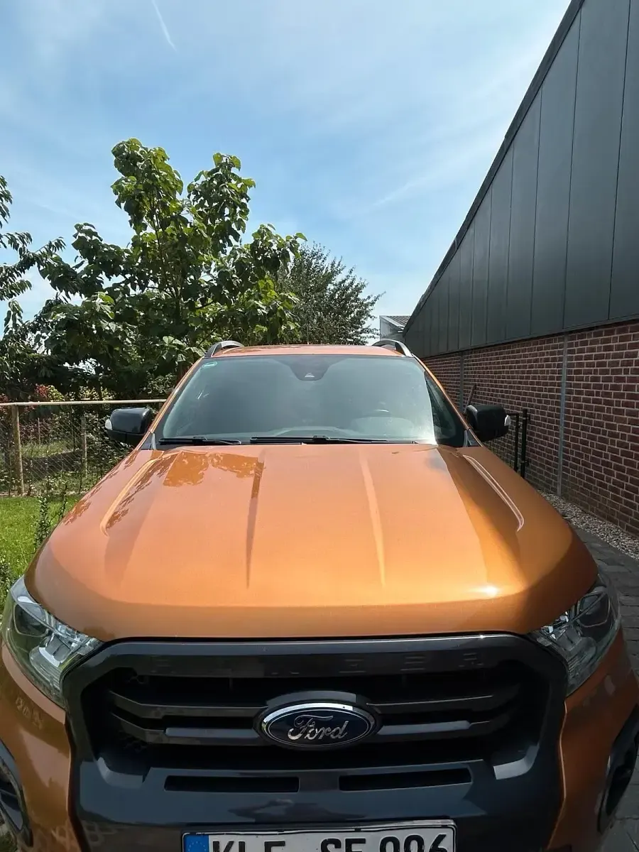 Gebraucht Ford Ranger 212 PS (155 kW) 2021 Orange Pickup