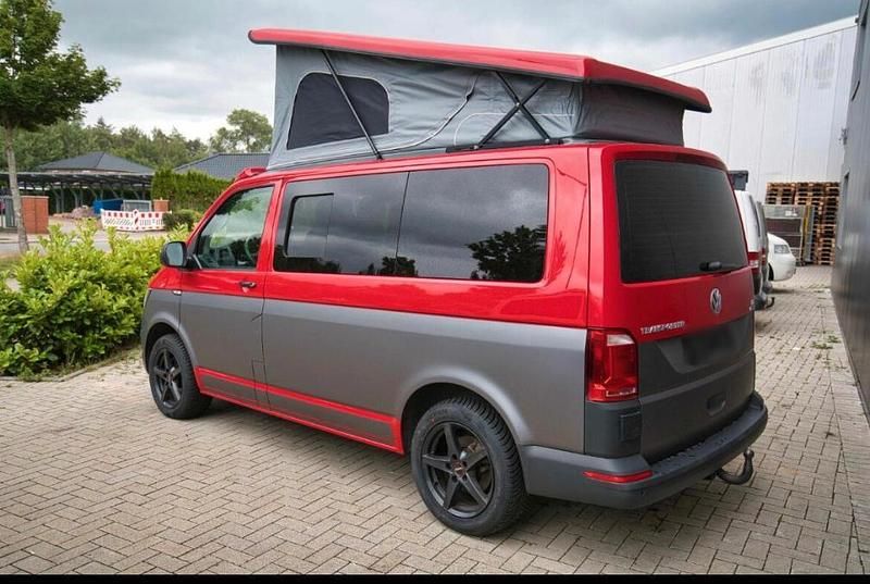 Gebraucht VW Transporter 104 PS (76 kW) 2016 Rot Van