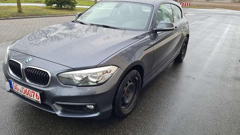 Gebraucht BMW 118 Advantage 136 PS (100 kW) 2016 Grau Kleinwagen