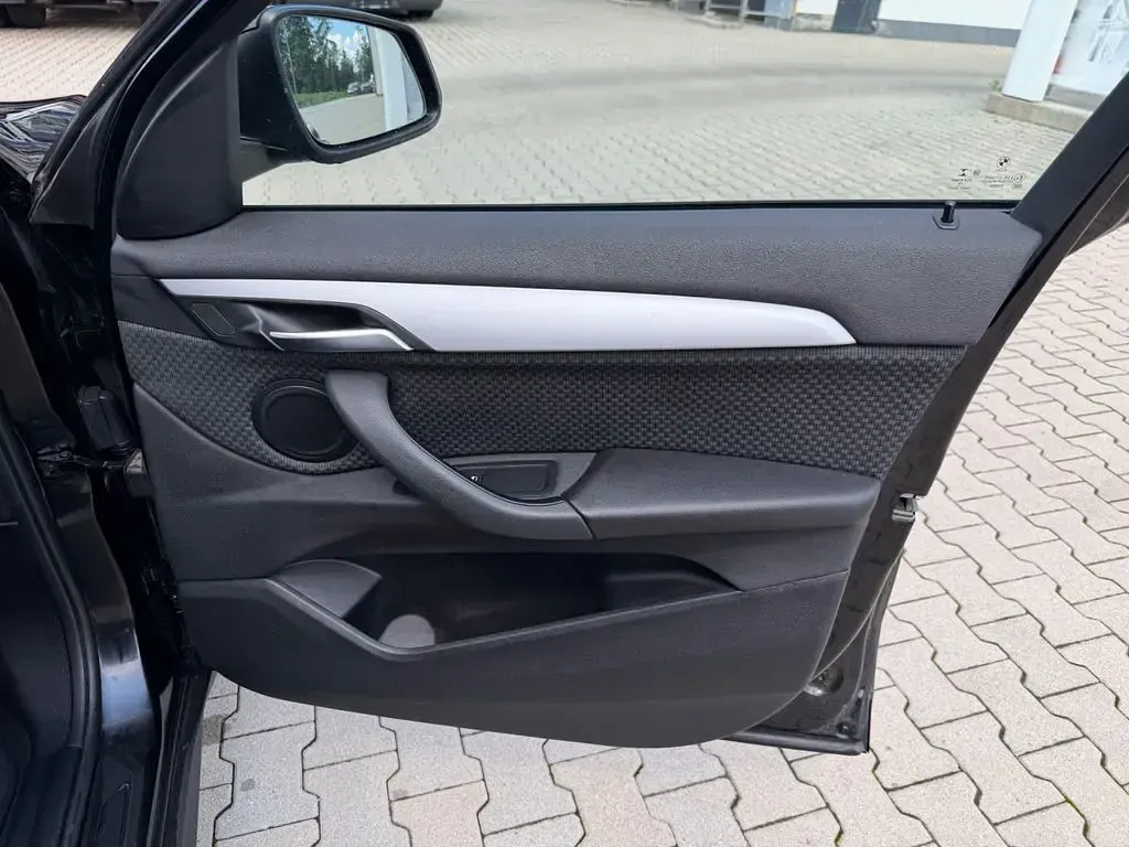 Gebraucht BMW X1 Advantage 150 PS (110 kW) 2019 Schwarz SUV