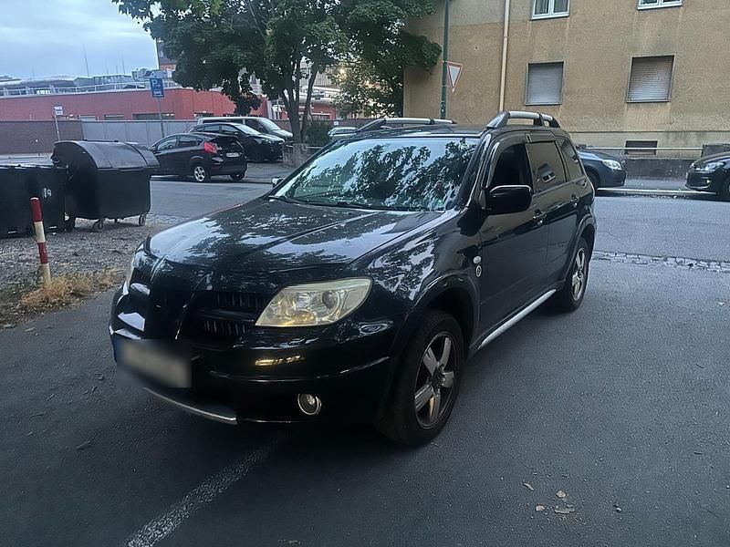 Schwarz Gebraucht 2006 Mitsubishi Outlander SUV | 1.500 € - Bild 1/4