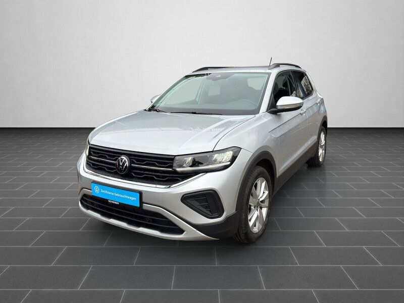 Reflexsilber metallic (metallic) Gebraucht 2024 VW T-Cross Life SUV | 22.900 € (Fairer Preis) - Bild 1/4