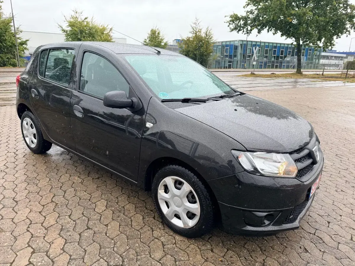 Gebraucht Dacia Sandero Ambiance 75 PS (55 kW) 2016 Schwarz Kleinwagen
