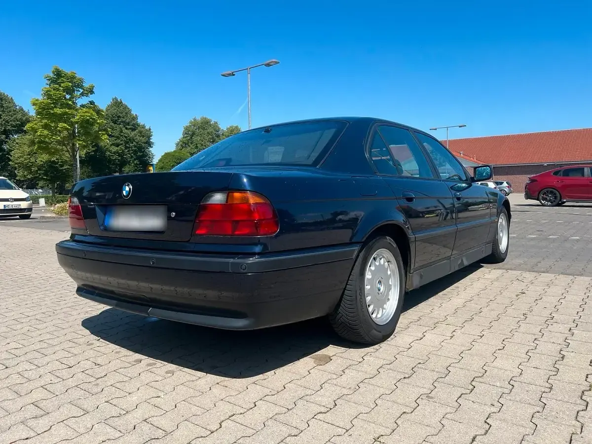 Gebraucht BMW 728 193 PS (141 kW) 1995 Blau Limousine