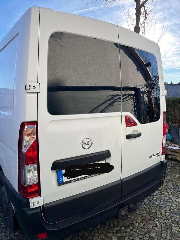 Gebraucht Opel Movano 131 PS (96 kW) 2019 Weiß Van