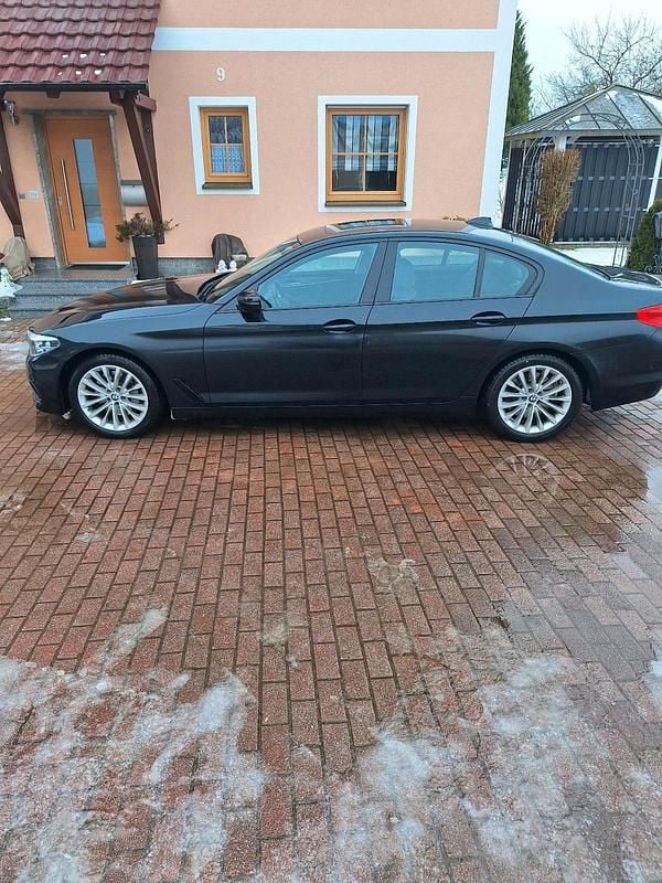 Gebraucht BMW 530 265 PS (194 kW) 2018 Schwarz Limousine