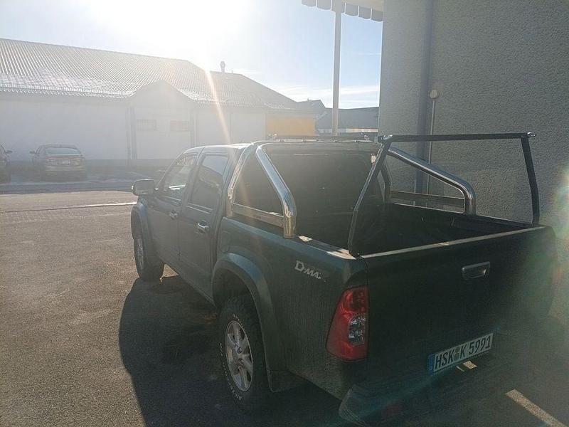 Gebraucht Isuzu D-Max 190 PS (139 kW) 2008 Grün Pickup