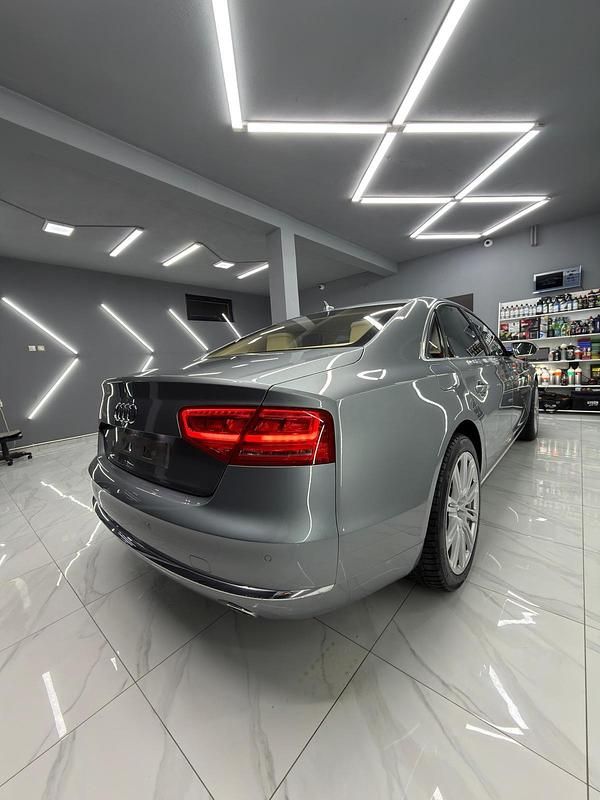Gebraucht Audi A8 351 PS (258 kW) 2013 Grau Limousine