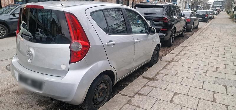 Gebraucht Opel Agila 80 PS (58 kW) 2008 Silber Kleinwagen