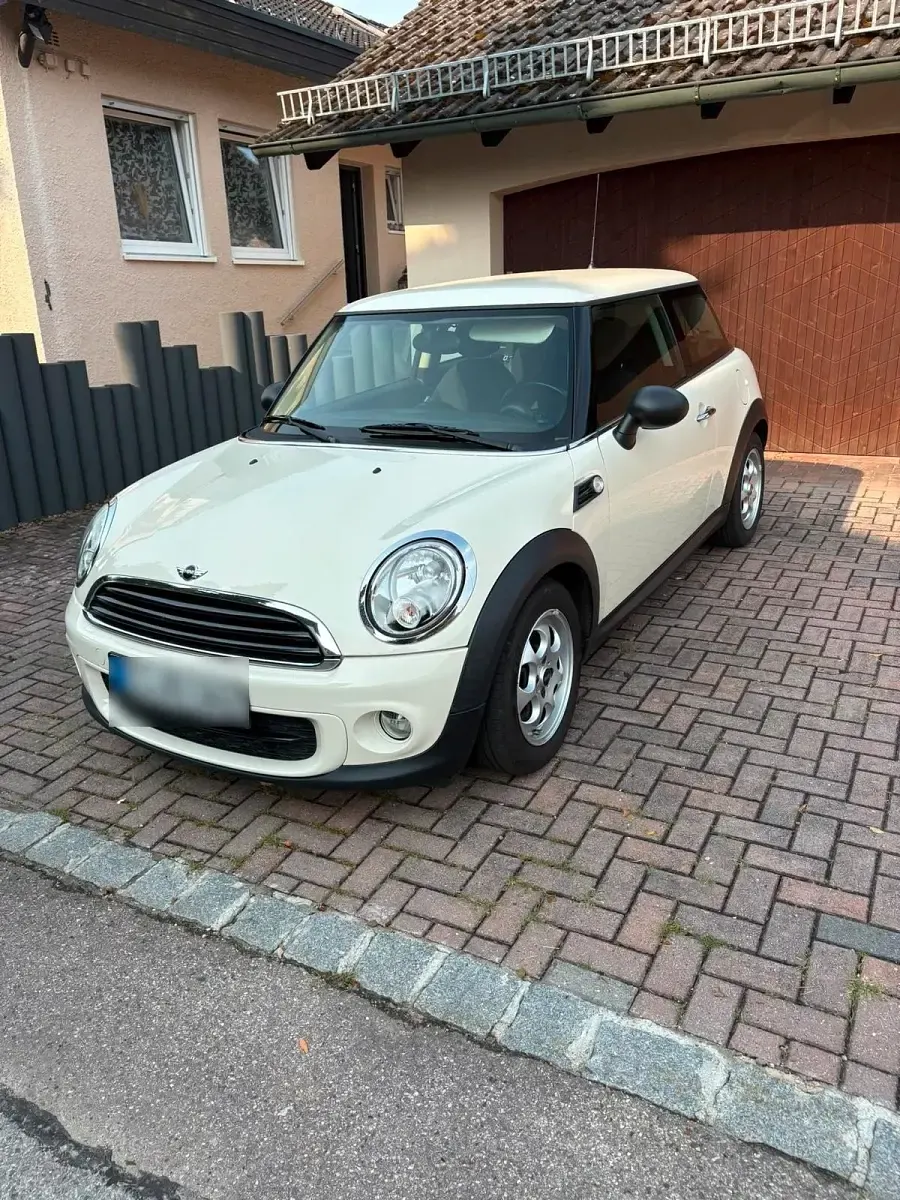 Gebraucht Mini Cooper 90 PS (66 kW) 2012 Weiß Kleinwagen