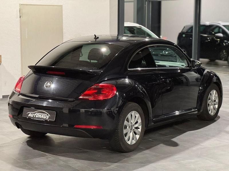 Second-hand VW Beetle 105 CP (77 kW) 2013 Negru Hatchback