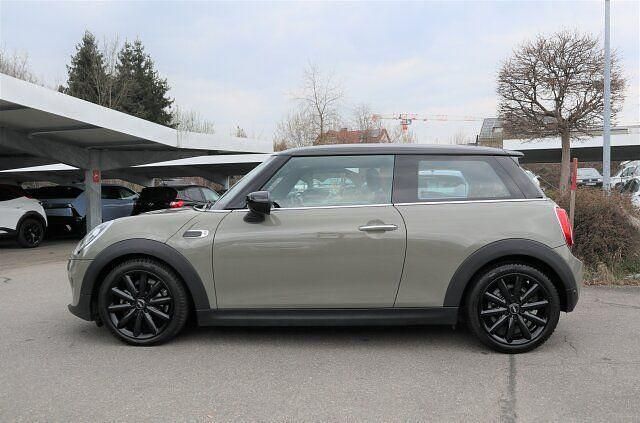 Gebraucht Mini Cooper 136 PS (100 kW) 2019 Emerald grey metallic Kleinwagen