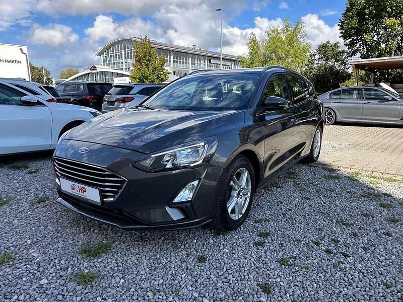 Magneticgrau (metallic) Gebraucht 2021 Ford Focus Cool & Connect Kombi | 12.999 € (Guter Preis) - Bild 1/4