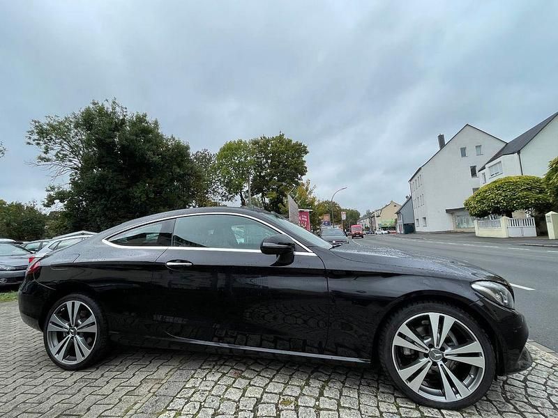 Gebraucht Mercedes C220 170 PS (125 kW) 2015 Schwarz Coupé