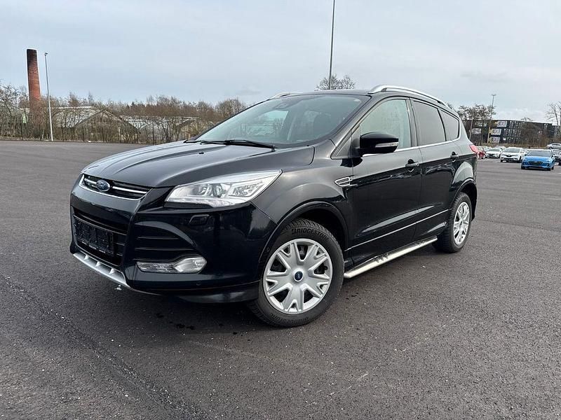 Gebraucht Ford Kuga 179 PS (131 kW) 2015 Schwarz SUV