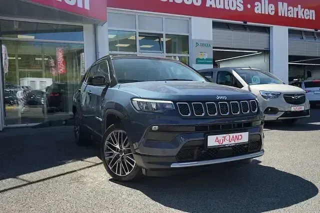 Käytetty Jeep Compass Altitude 131 HP (96 kW) 2023 Sininen Katumaasturi