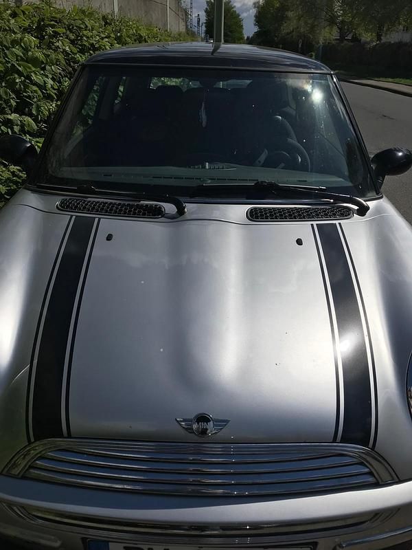 Second-hand Mini Cooper 90 CP (66 kW) 2002 Argintiu Hatchback
