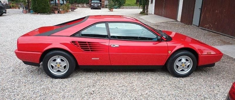 Rot Gebraucht 1985 Ferrari Mondial Coupé | 47.000 € - Bild 1/4