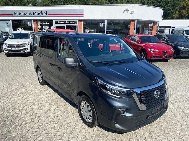 Schwarz Gebraucht 2021 Nissan NV300 Acenta Van | 33.888 € - Bild 1/4