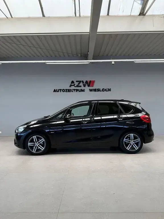 Gebraucht BMW 218 Active Tourer Sport Line 150 PS (110 kW) 2018 Schwarz Van / Kleinbus