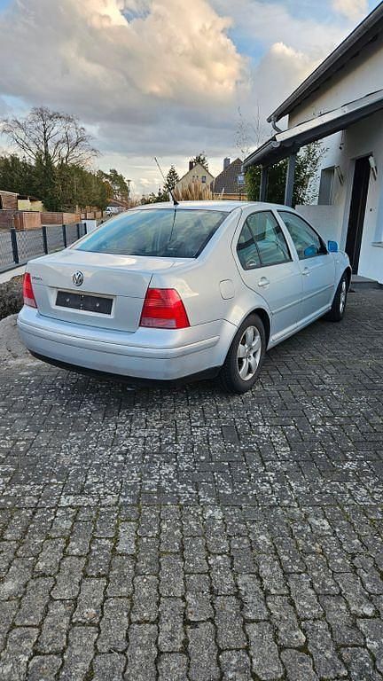 Gebraucht VW Bora 105 PS (77 kW) 2000 Silber Limousine
