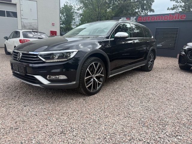 Schwarz Gebraucht 2019 VW Passat Alltrack Kombi | 19.900 € (Superpreis) - Bild 1/4