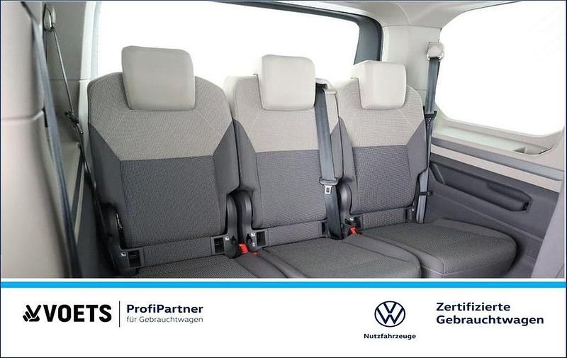 Gebraucht VW Multivan Life 150 PS (110 kW) 2025 Grau Van