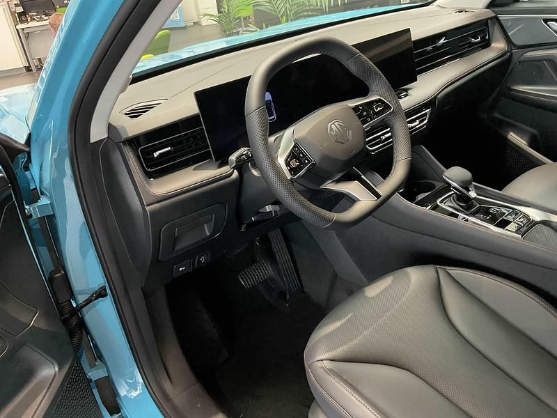 Neu MG HS Luxury 271 PS (199 kW) 2025 Blau SUV