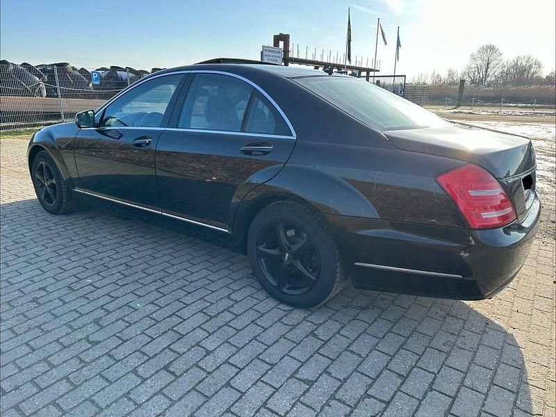 Gebraucht Mercedes S350 258 PS (189 kW) 2012 Schwarz Limousine