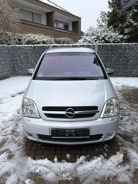 Gebraucht Opel Meriva 125 PS (91 kW) 2004 Silber Van / Kleinbus