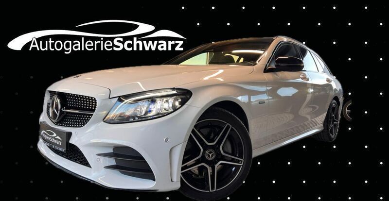 Weiß Gebraucht 2020 Mercedes C300e AMG Limousine | 25.980 € (Fairer Preis) - Bild 1/3