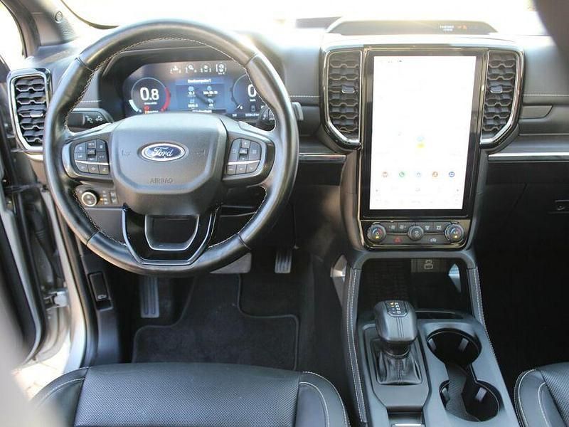 Gebraucht Ford Ranger Platinum 241 PS (177 kW) 2024 Silber Abholung