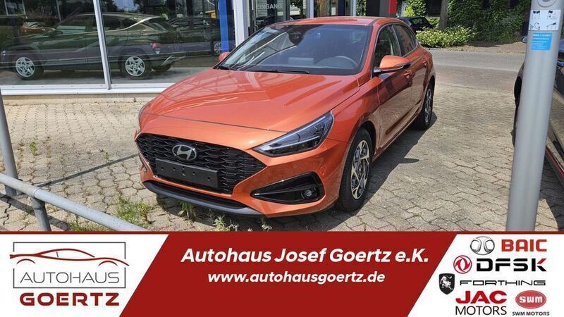 Orange Neu 2025 Hyundai i30 Style Limousine | 27.490 € (Fairer Preis) - Bild 1/4