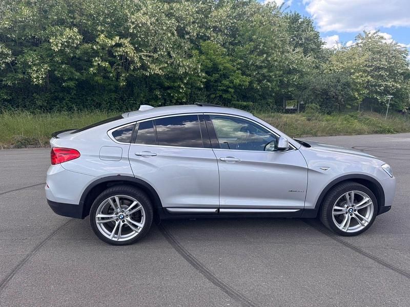 Gebraucht BMW X4 Advantage 313 PS (230 kW) 2016 Silber SUV