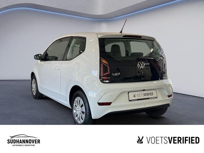 Second-hand VW up! Move 65 CP (47 kW) 2021 Alb Hatchback