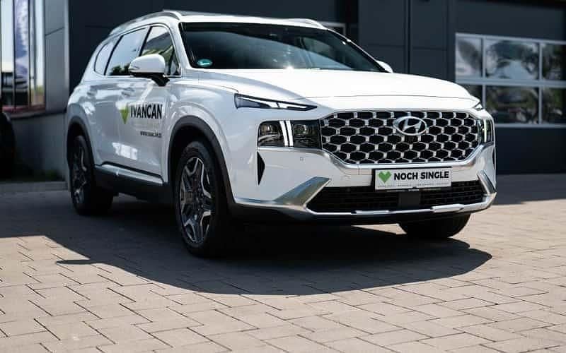 Weiß Gebraucht 2023 Hyundai Santa Fe Prime SUV | 37.990 € (Superpreis) - Bild 1/4