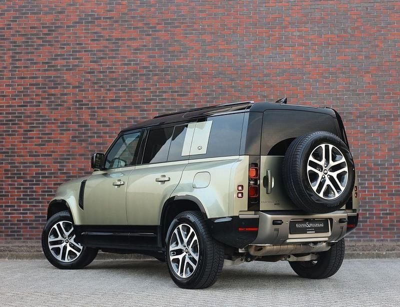 Gebraucht Land Rover Defender Dynamic 404 PS (297 kW) 2022 Grün SUV