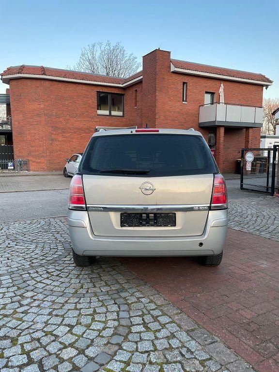 Gebraucht Opel Zafira 94 PS (69 kW) 2008 Grau Van / Kleinbus
