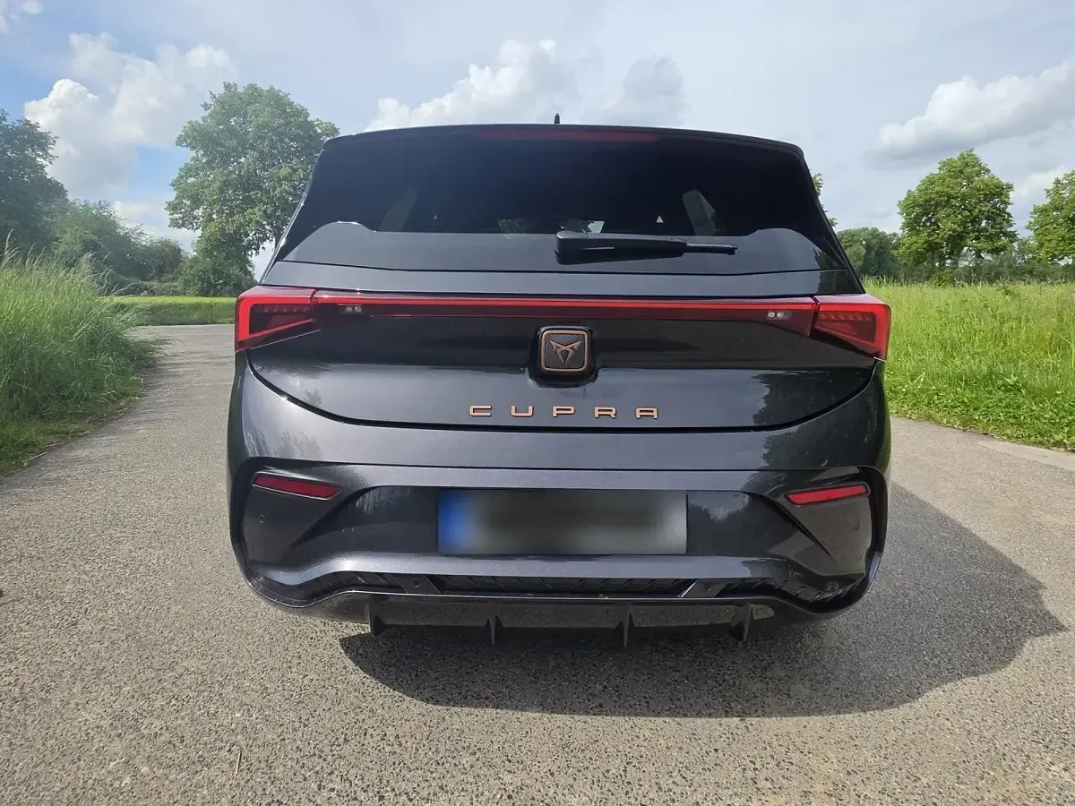 Gebraucht Cupra Born 169 kW (231 PS) 2023 Grau Kleinwagen