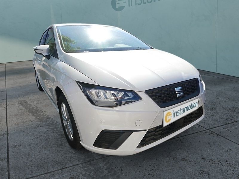 Weiß Gebraucht 2023 Seat Ibiza Style Limousine | 15.740 € (Fairer Preis) - Bild 1/4